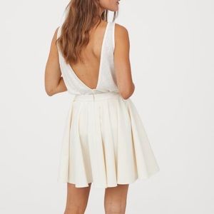 H&M cream circle skirt